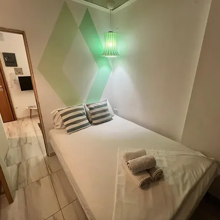 Hidden Garden 2br With Patio Διαμέρισμα