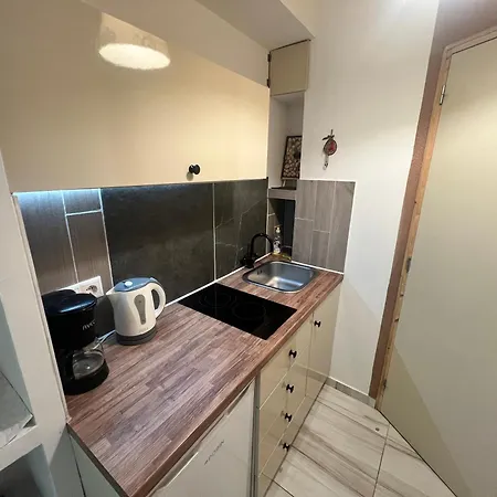 Διαμέρισμα Hidden Garden 2br With Patio *