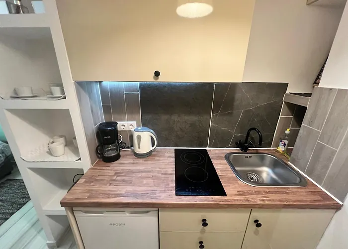Apartament Hidden Garden 2br With Patio *