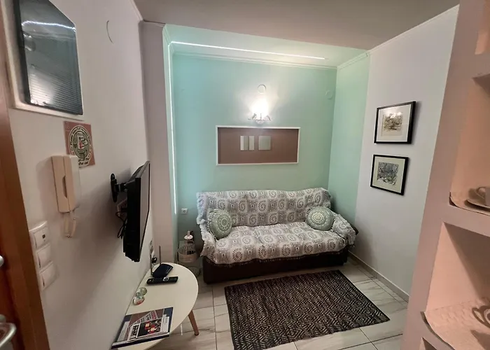 Apartament Hidden Garden 2br With Patio *